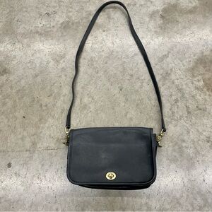 VTG Coach 9755 Leather Penny Pocket Purse Crossbody Bag Black USA Turn Lock